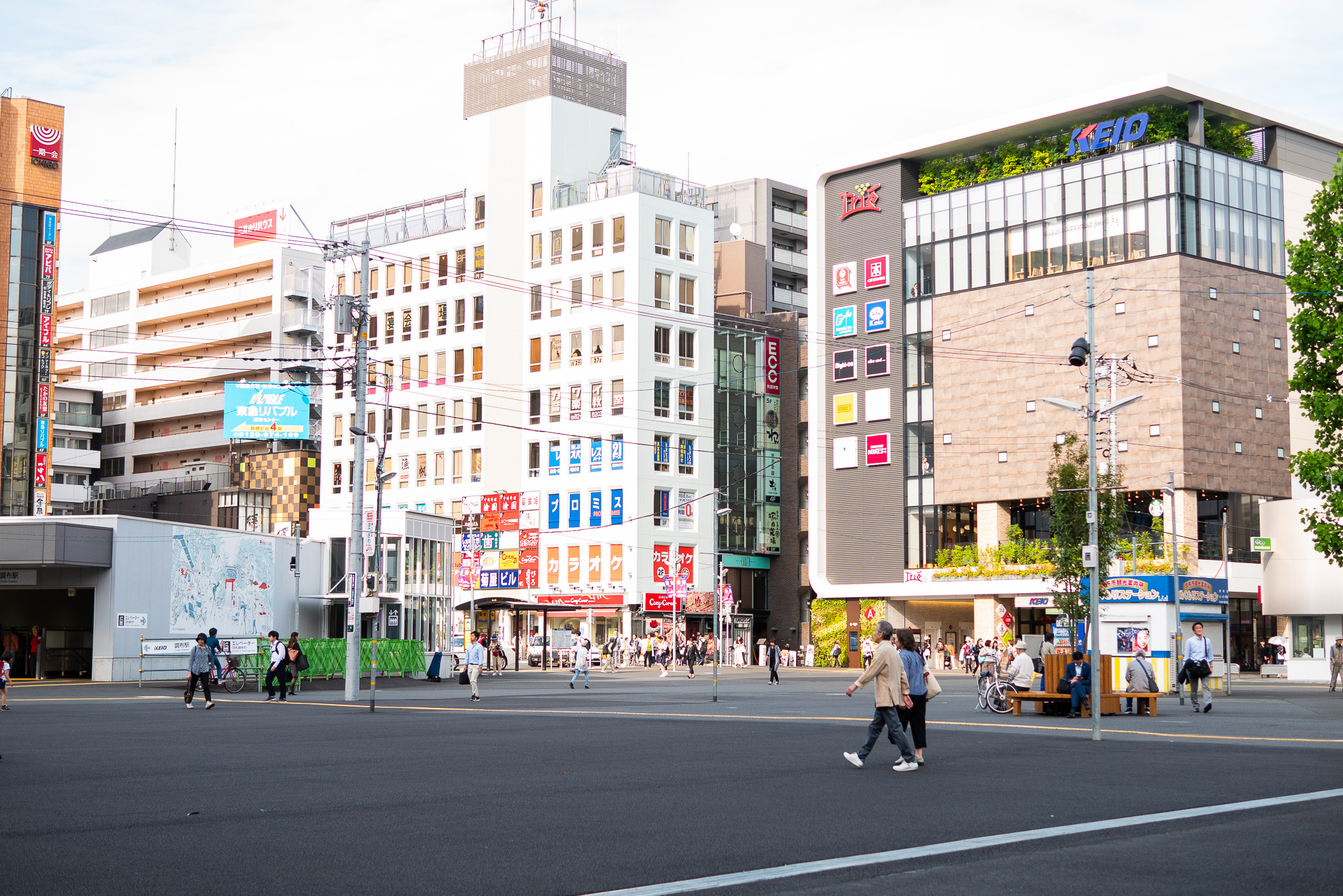 調布駅前1