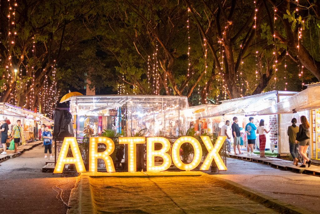 バンコクのナイトマーケット「ARTBOX」