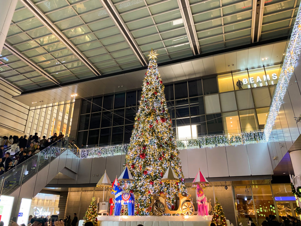 名古屋駅前のクリスマスツリー